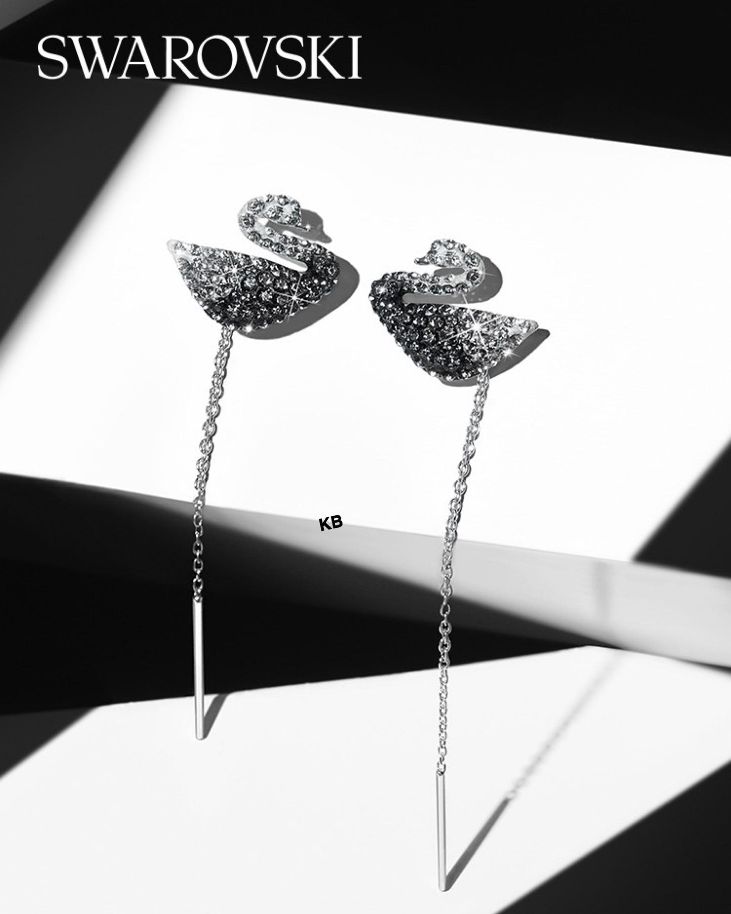 Amazing Swarovski iconic swan drop earrings